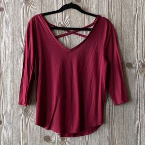 Mid sleeve American Eagle shirt size large